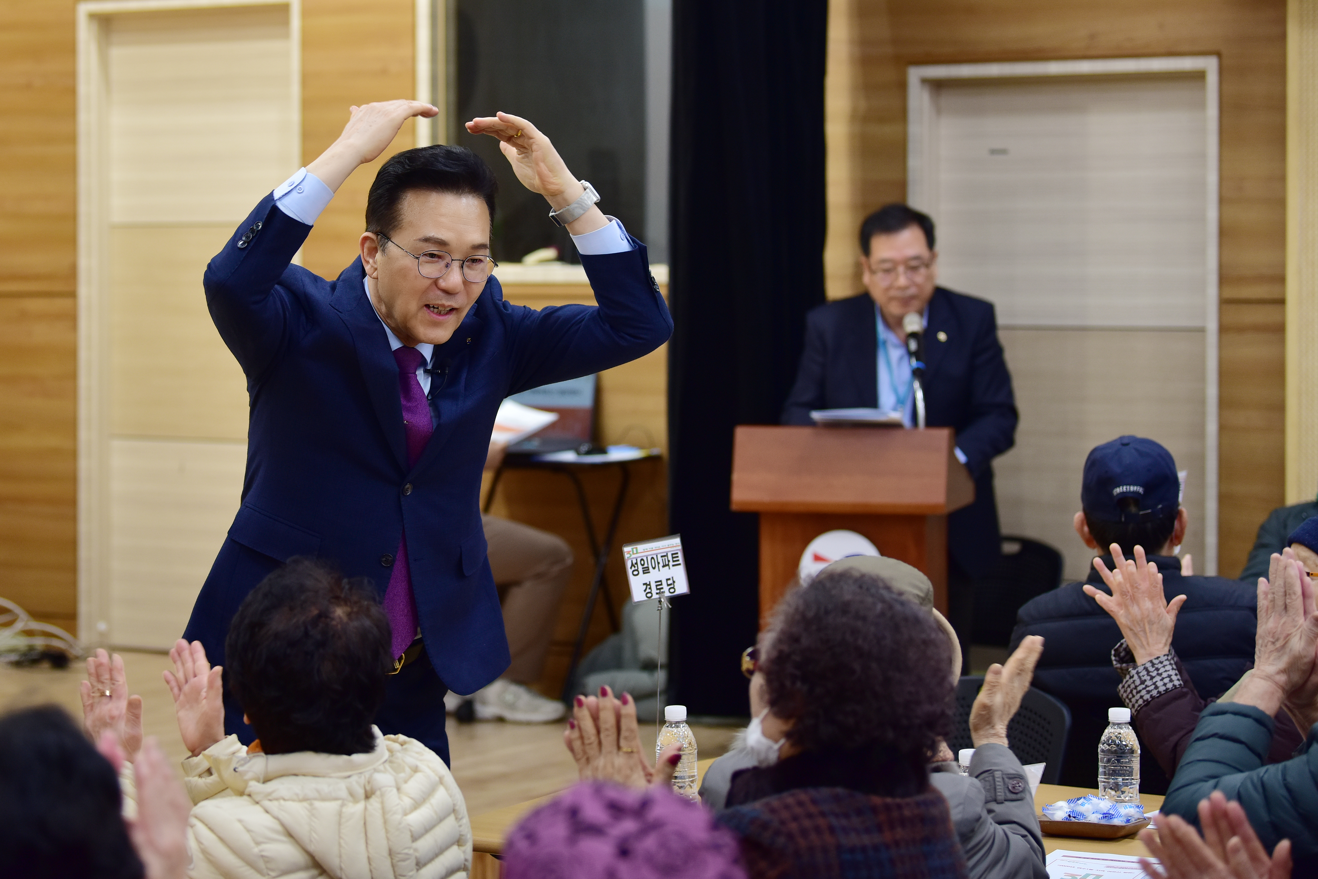 연수구는 경로당 이용 어르신들의 의견을 경청하기 위한 2025년 지역 어르신 방문 행사를 지난 27일에 모두 마무리했다